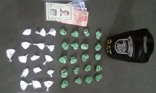 Jovem é preso com porções de maconha e cocaína em Arapongas