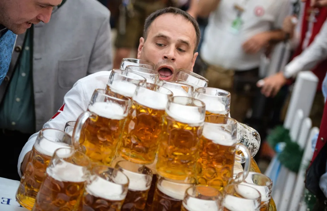 O alemão estabeleceu novo recorde. Foto: Matthias Balk/dpa via AP)