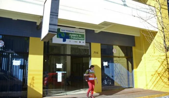  Agência do Trabalhador de Apucarana está situada na Rua Renê Camargo de Azambuja, 705,no centro Foto: TNONLINE