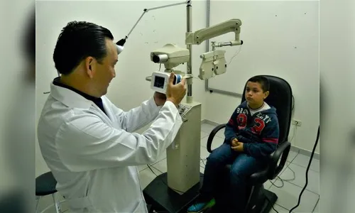Mutirão oftalmológico atende 100 crianças em Arapongas