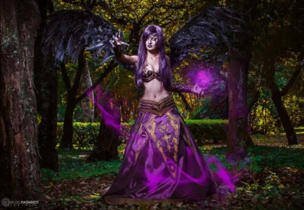 Débora encarna a personagem Morgana , de League of Legends. Foto: Arquivo pessoal