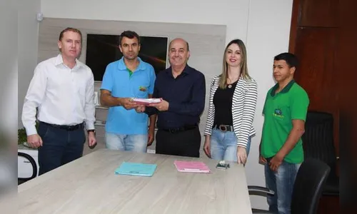 Prefeitura de Ivaiporã faz doação definitiva de áreas a empresários