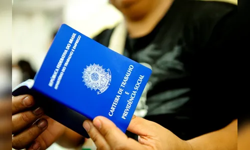 Vaga de emprego em programa de São Paulo para moradores de rua exige 'dentes em bom estado'