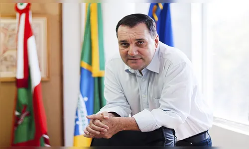 Reitor da UFSC é encontrado morto em shopping em Florianópolis