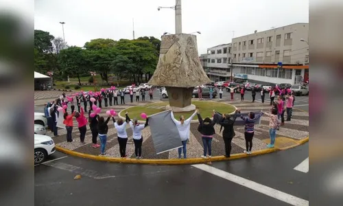Passeata abre programação do Outubro Rosa em Jandaia 