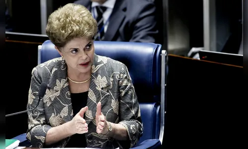 Moro marca audiência para ouvir Dilma Roussef